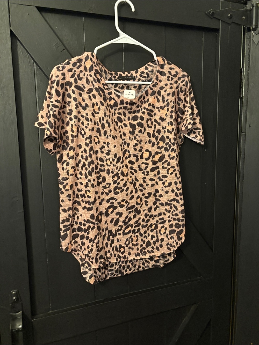 Nally & Millie Mauve Leopard Short Sleeve Top
